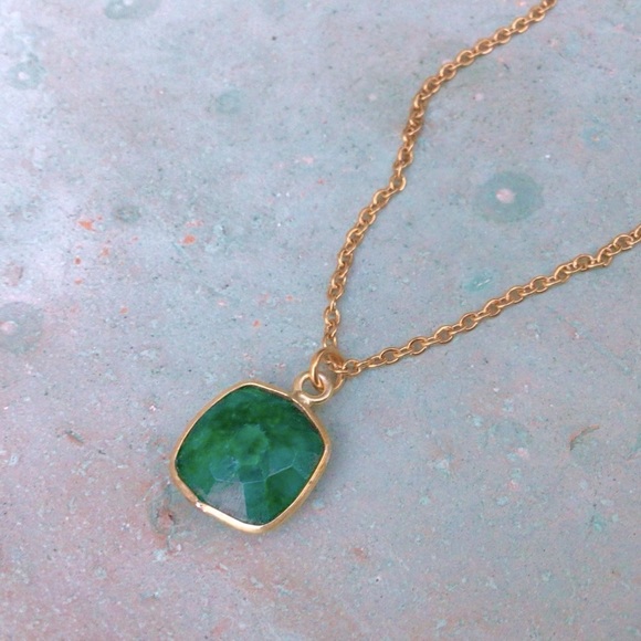 Emerald Artisan Sundance Charm Necklace - Picture 1 of 7